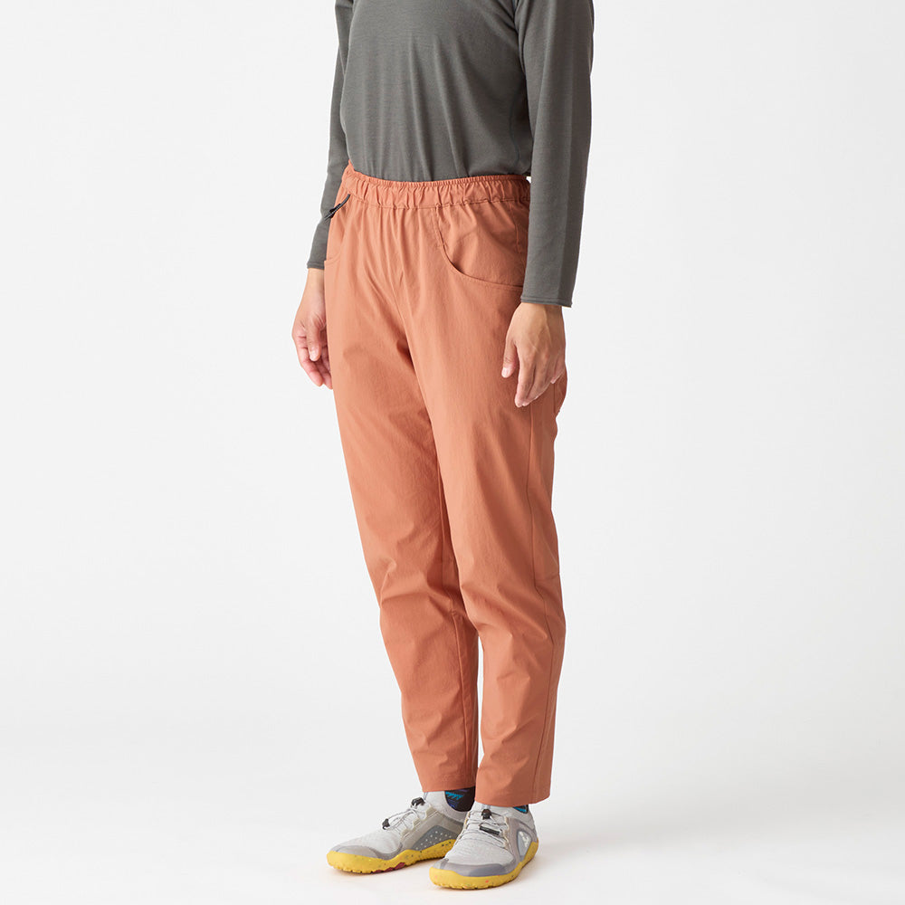Women's Active Shell Pant(全方向ストレッチ/防風・通気・撥水)【AXESQUIN】