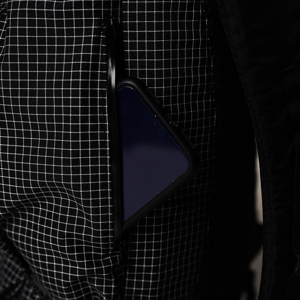 Gaya Roll Top Grid Solid(日帰り登山にちょうどいい/18~22ℓ)【CAYL】