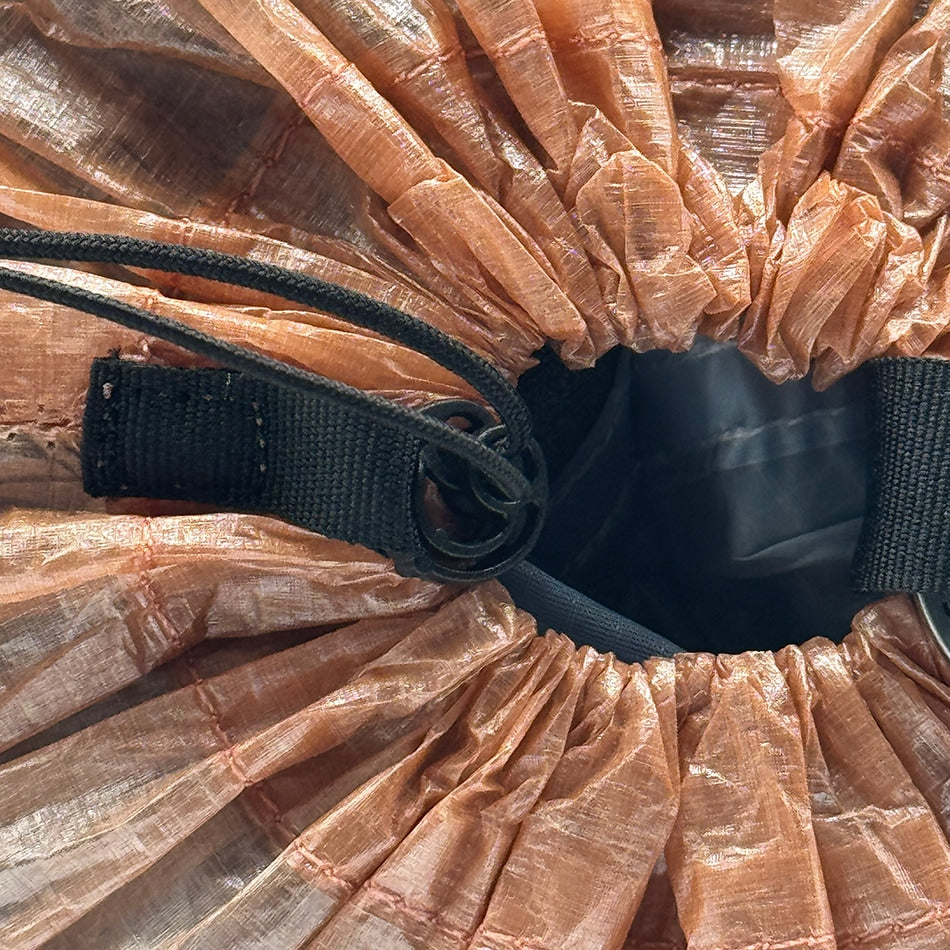StuffSack 8L with Dyneema®(ダイニーマ素材のスタッフサック)【ZEROGRAM】