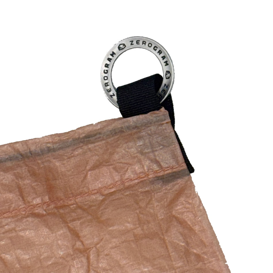 StuffSack 8L with Dyneema®(ダイニーマ素材のスタッフサック)【ZEROGRAM】