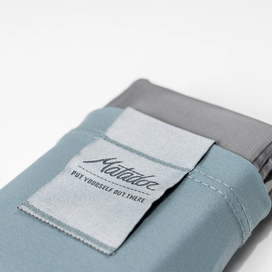 POCKET BLANKET 4.0(耐水・ペグ付き・寝転がれるサイズ・軽量コンパクト)【Matador】