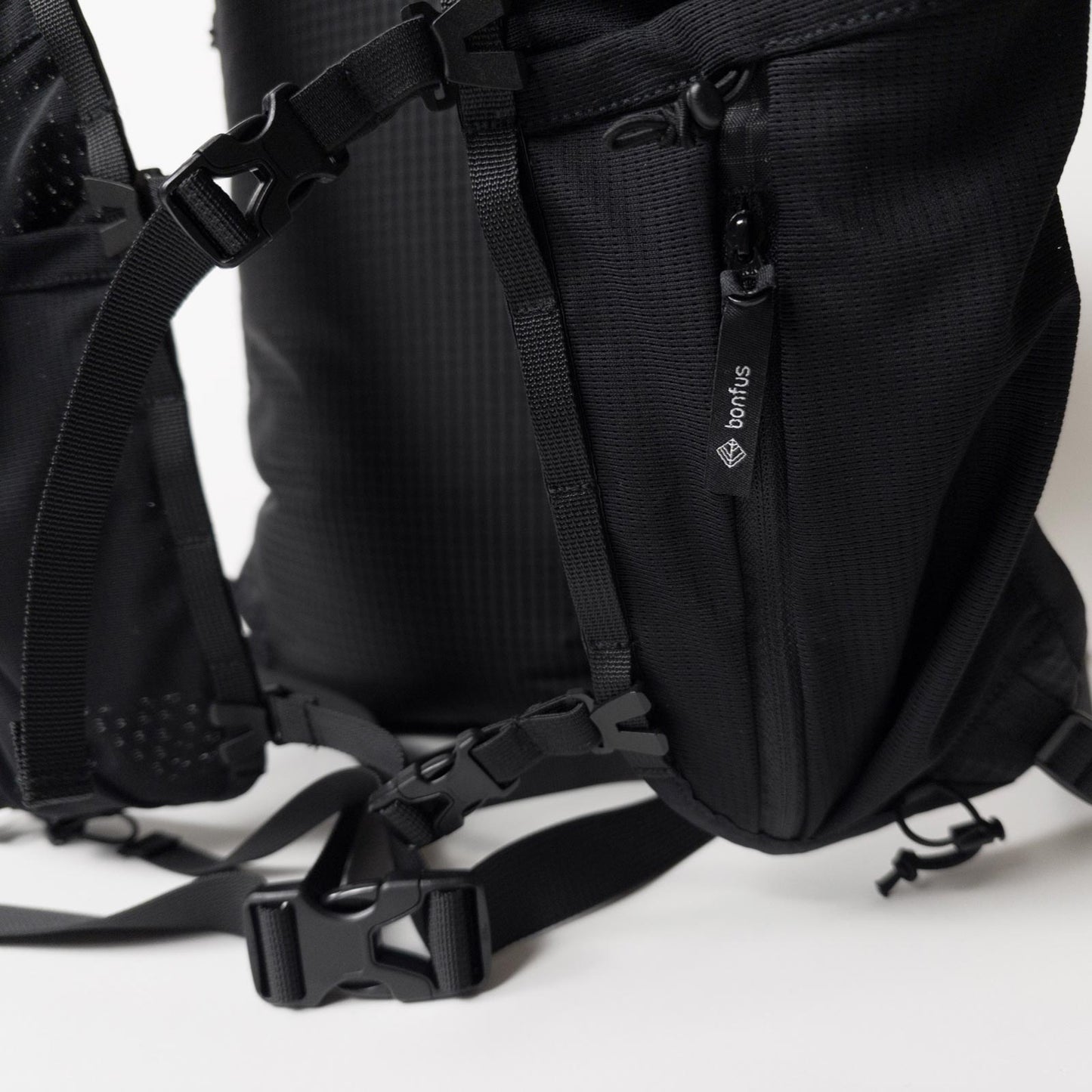 Fastus 23L(Ultra 200X/軽量・防水)【Bonfus】