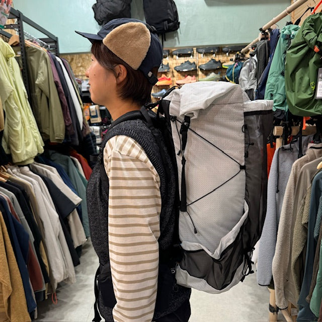LOST CREEK LT45(軽量・フレーム入・45L)【ZEROGRAM】