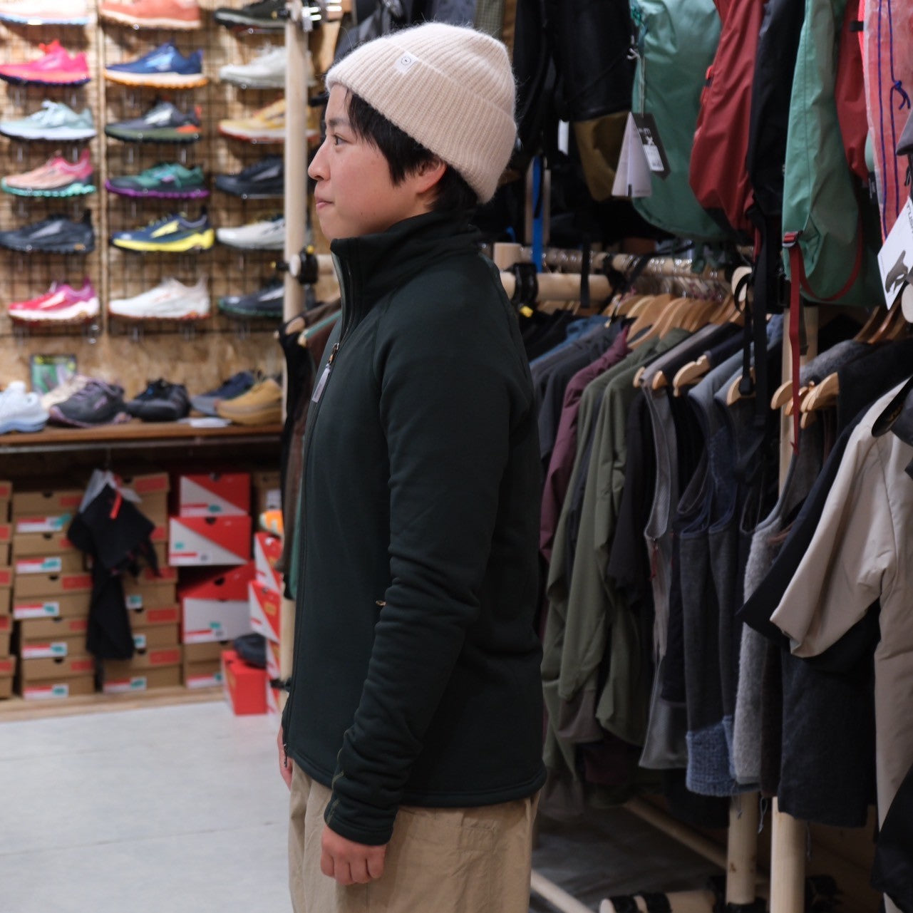 Ws Power Up Jacket(肌触りフワトロな厚手のあったかフリース/フードなしタイプ)【HOUDINI】