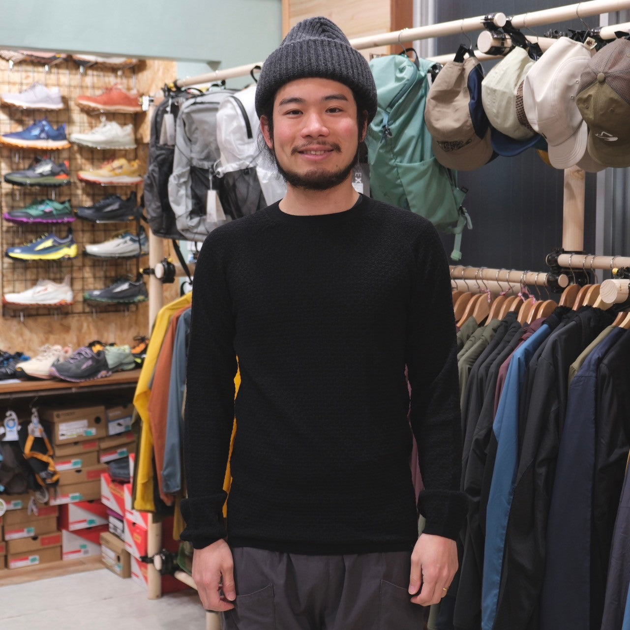 WUNDERWEAR シームレスクルーネック(メリノ70% / ポリ30%の4日匂わないウェア)【BRING】