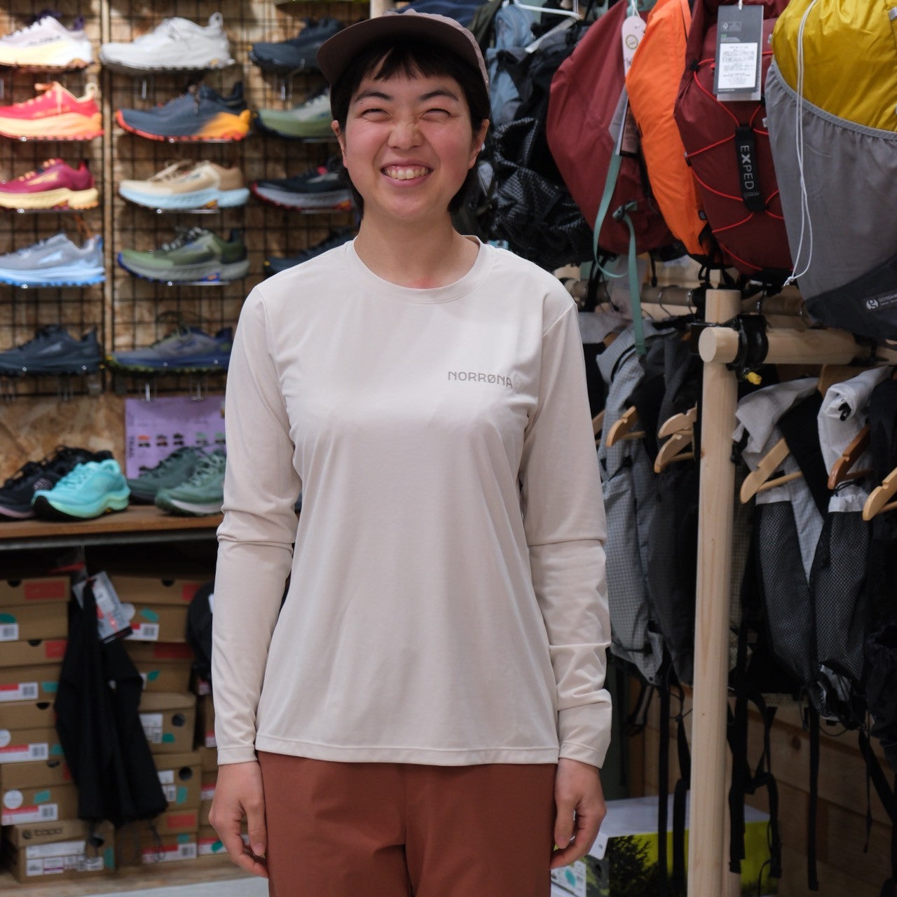femund tech Long sleeve Women(速乾・軽量・防臭性が高い)【NORRØNA】
