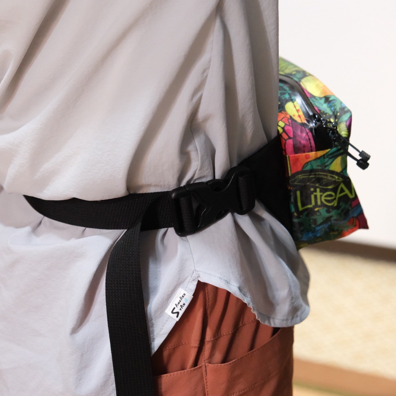 PRINTED DYNEEMA FEATHER WEIGHT FANNYPACK(ウエストベルトにもなる完全防水ポーチ)【LiteAF】