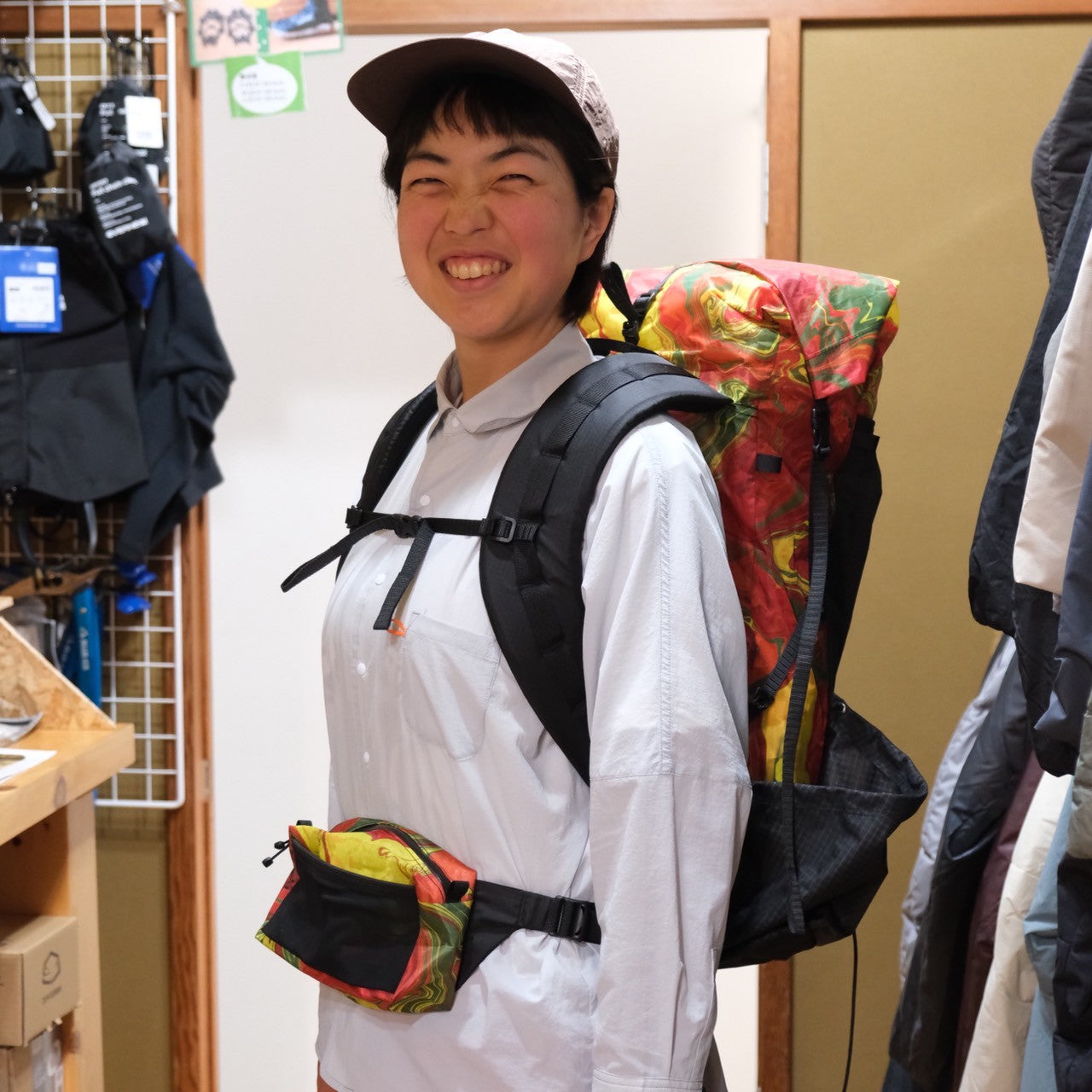 PRINTED DYNEEMA FEATHER WEIGHT FANNYPACK(ウエストベルトにもなる完全防水ポーチ)【LiteAF】