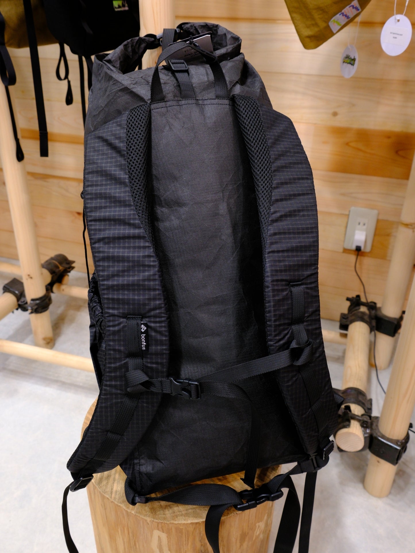 Altus 28L(Ultra 200X/軽量・防水)【Bonfus】