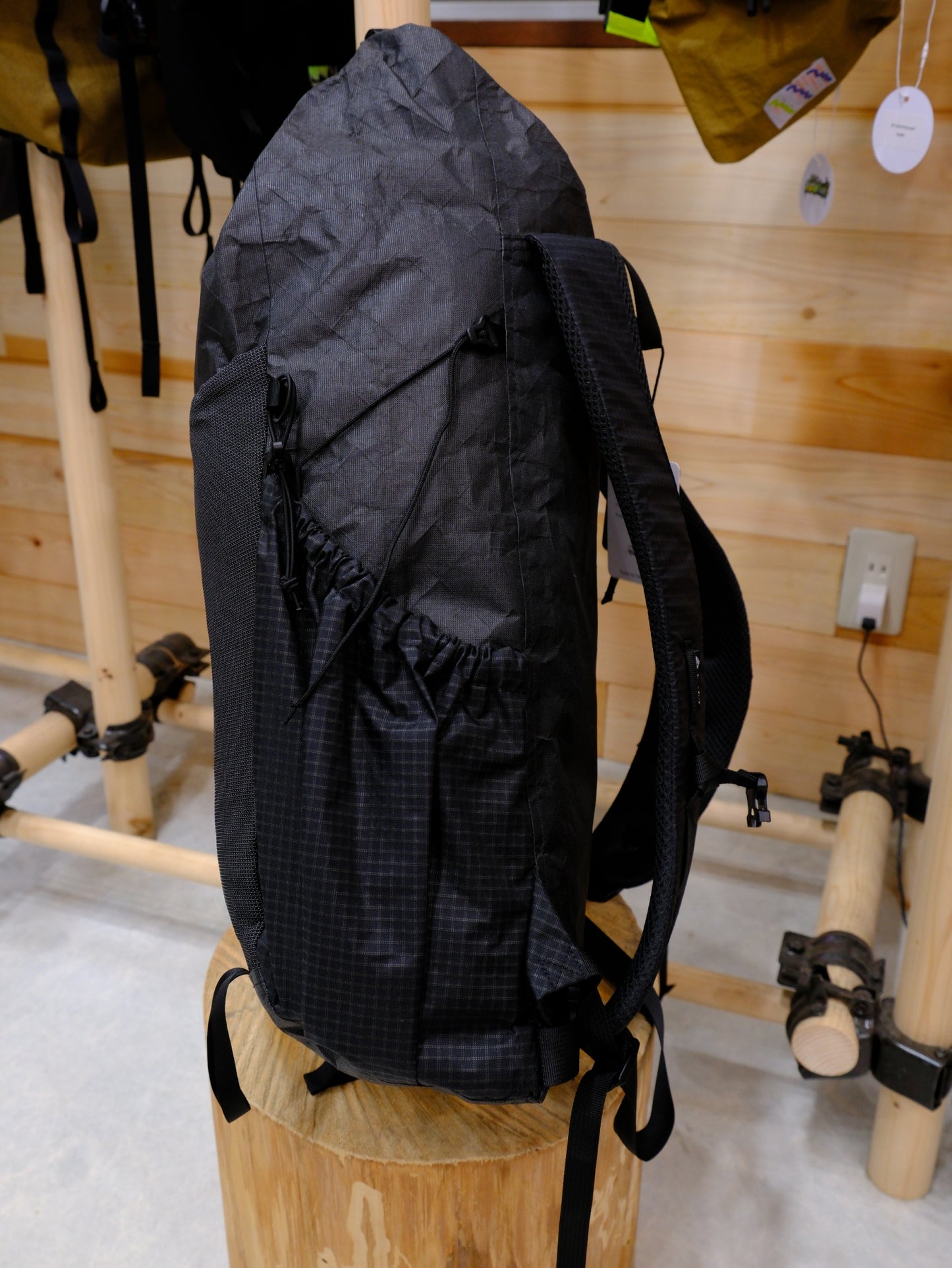 Altus 28L(Ultra 200X/軽量・防水)【Bonfus】