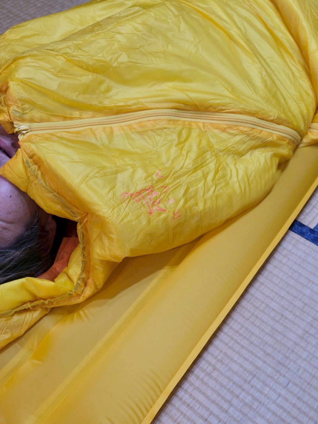 Adventurer 100 Sleeping Bag(水濡れに強い‼化繊綿シュラフ)【KIVA OUTDOORS】