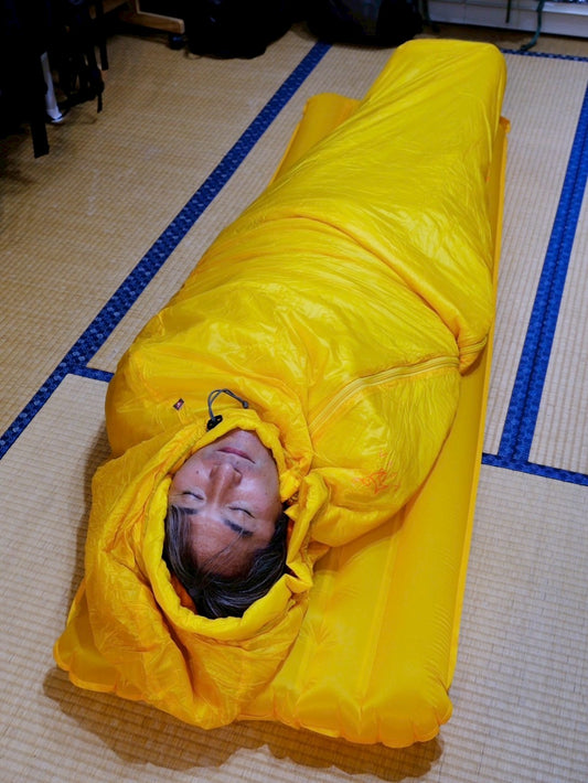 Adventurer 100 Sleeping Bag(水濡れに強い‼化繊綿シュラフ)【KIVA OUTDOORS】