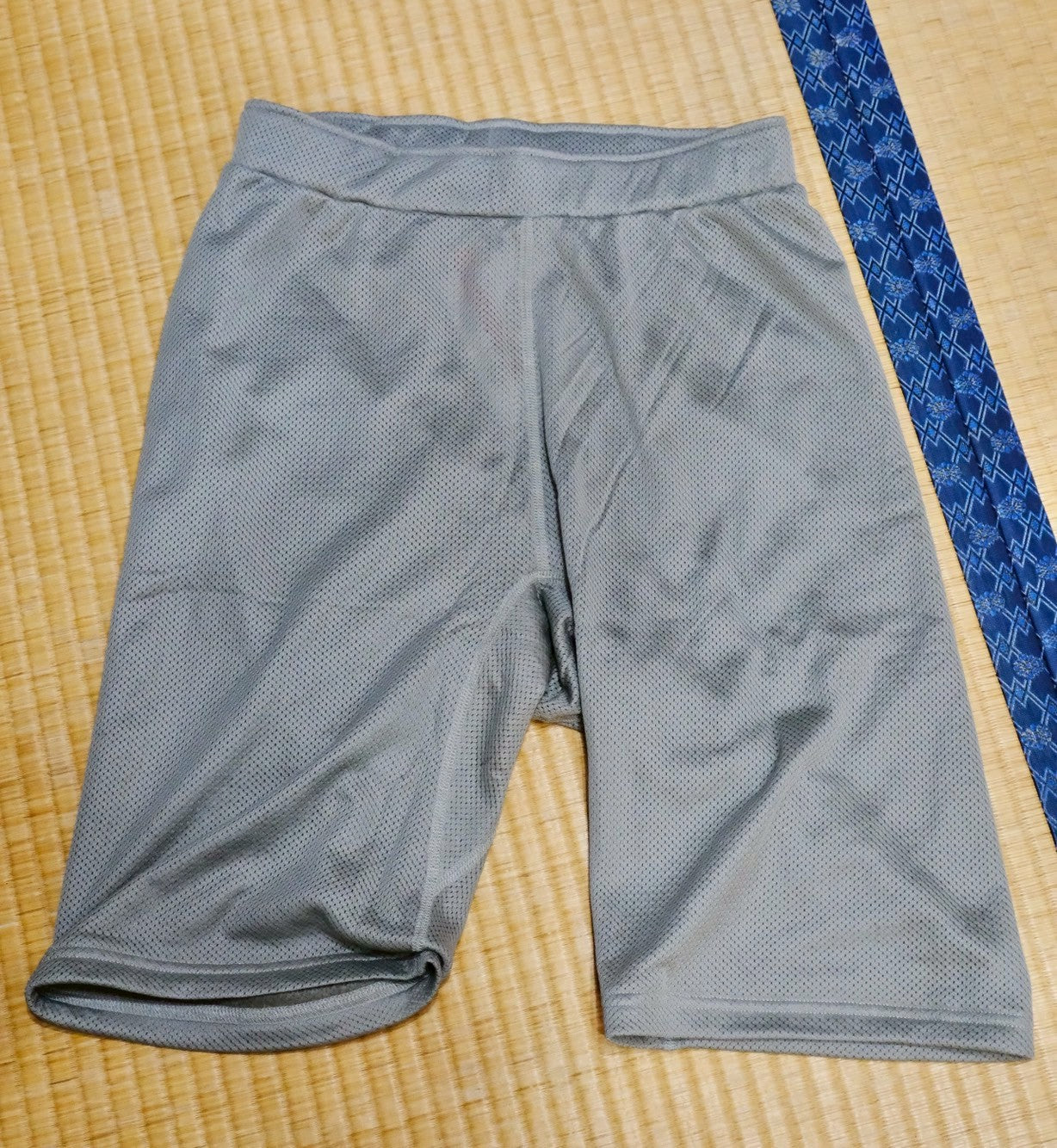 TAKIASEZOKU オクタハーフパンツ(膝の引っ掛かりが気にならない防寒用タイツ)【SANKAKU STAND × 凌】