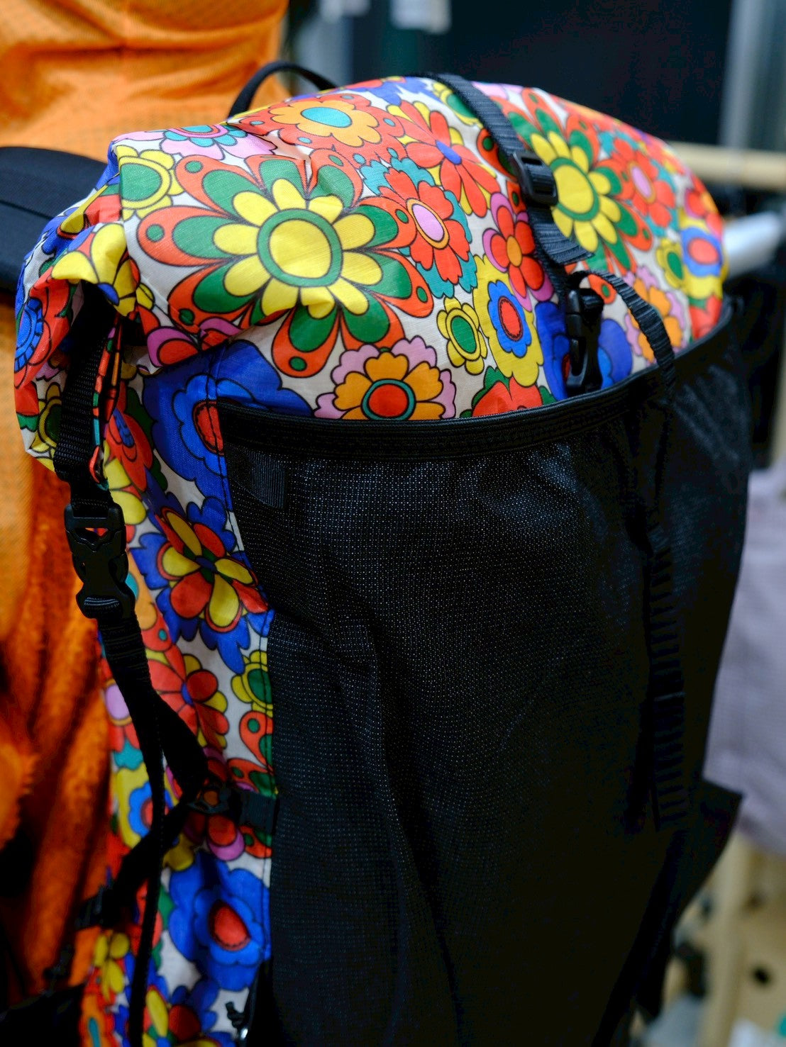 PRINTED DYNEEMA 20L CURVE FRAMELESS(防水/軽量/耐久性◎/ダイニーマフレームレスバックパック)【LiteAF】