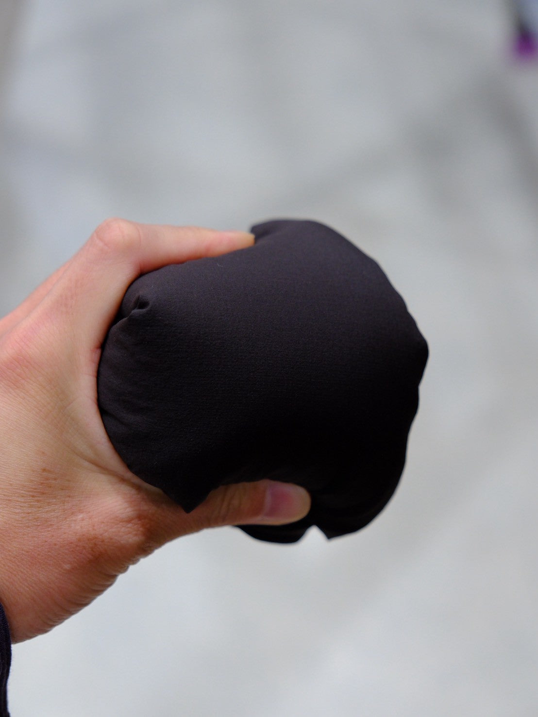 ORBIT WINTER VEST(前面内側にオクタ・肌離れの良いシェル素材のベスト)【STATIC】