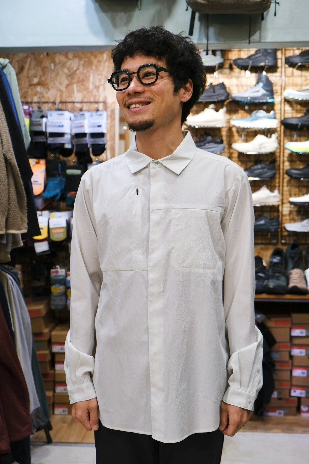 Chill L/S Shirt M's（通気性抜群/山から街へシームレスに使用できる