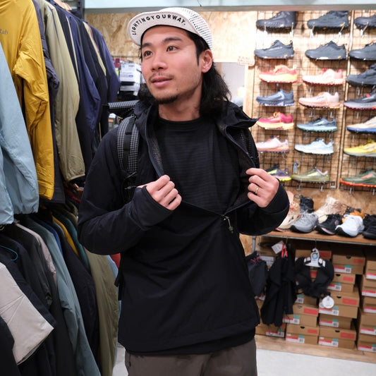 Run with OCTA(オクタ/防風シェル)【Teton Bros.】