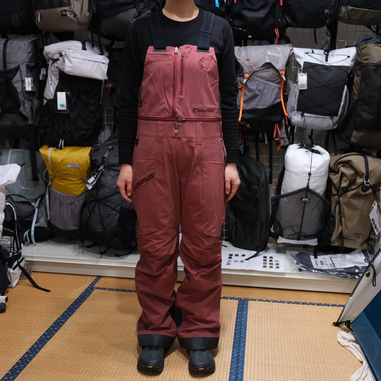 WS TB Pant(ハードシェルパンツ/取り外し可能なビブタイプ)【Teton Bros.】 ★旧製品の為、30%OFF