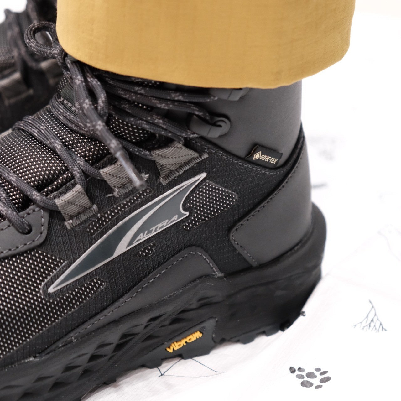 TIMP HIKER GTX(GORE-TEX+MEGAGRIP+軽量 ミッドカット)M's【ALTRA】