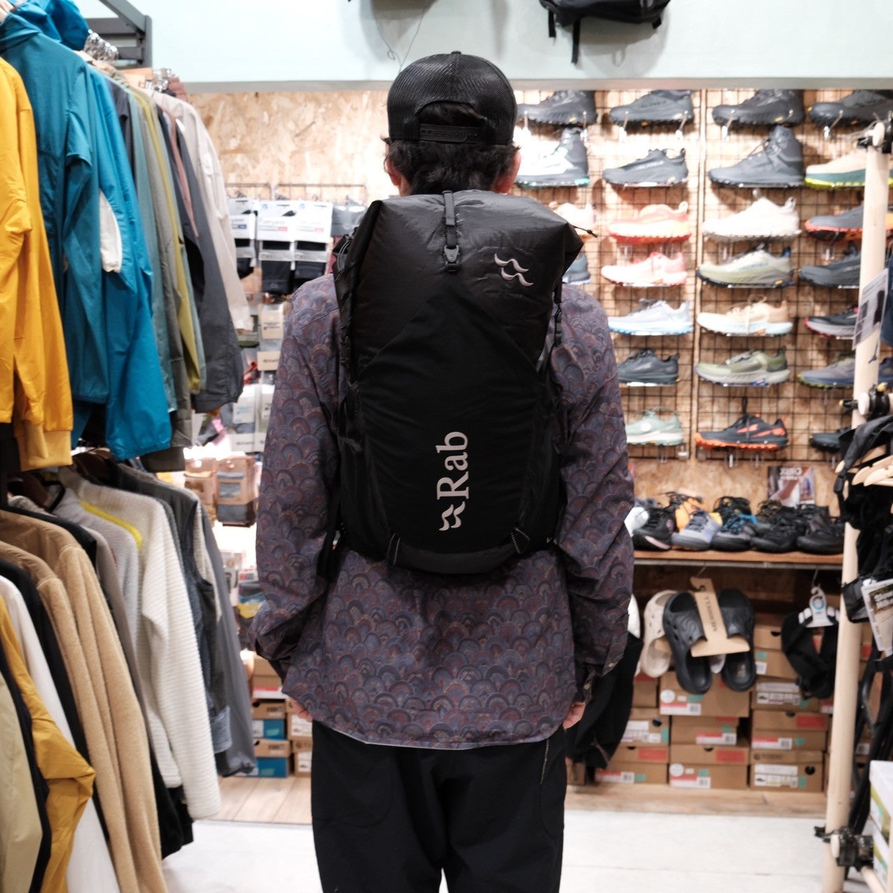 Veil XP 20(ブレない・完全防水パックパック20L)【Rab】