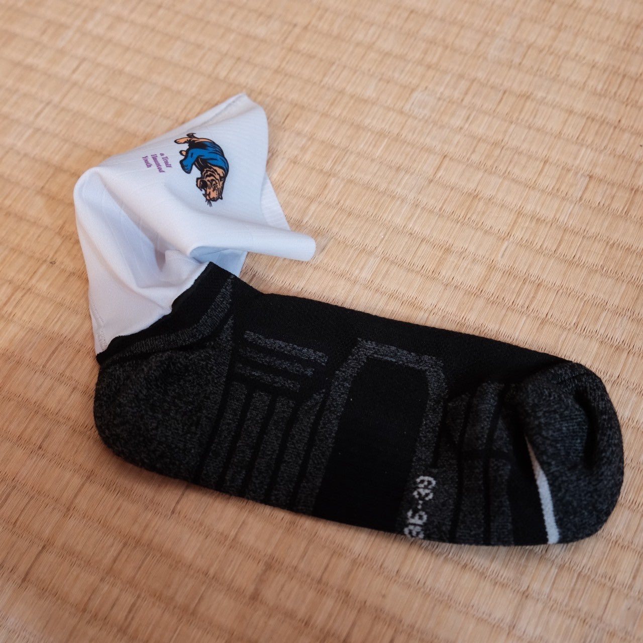 SOCKEN WE ALL FALL(足首にフィット・ズレないソックス)【THY】