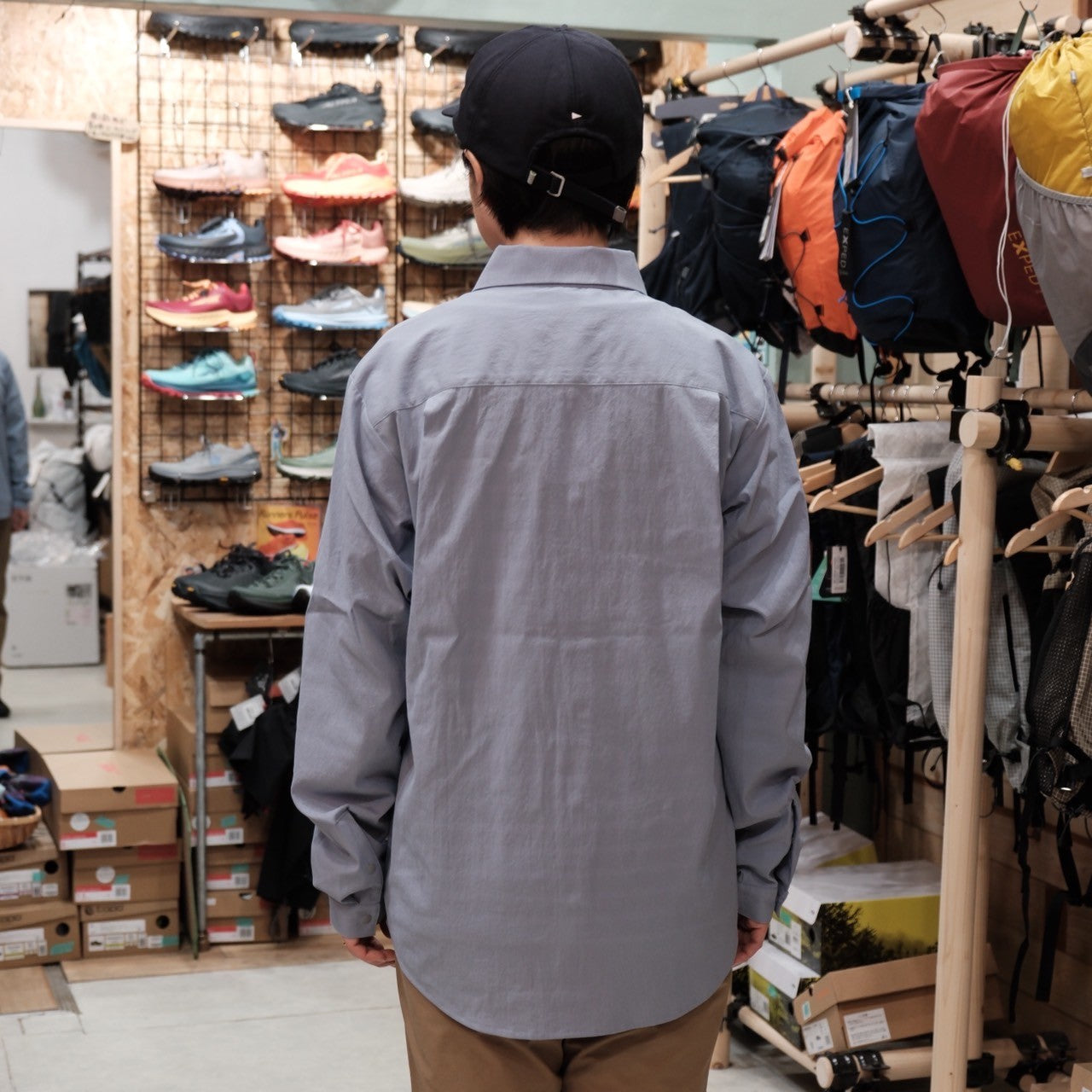 Chill L/S Shirt M's(通気性抜群/山から街へシームレスに使用できるシャツ)【Teton Bros.】