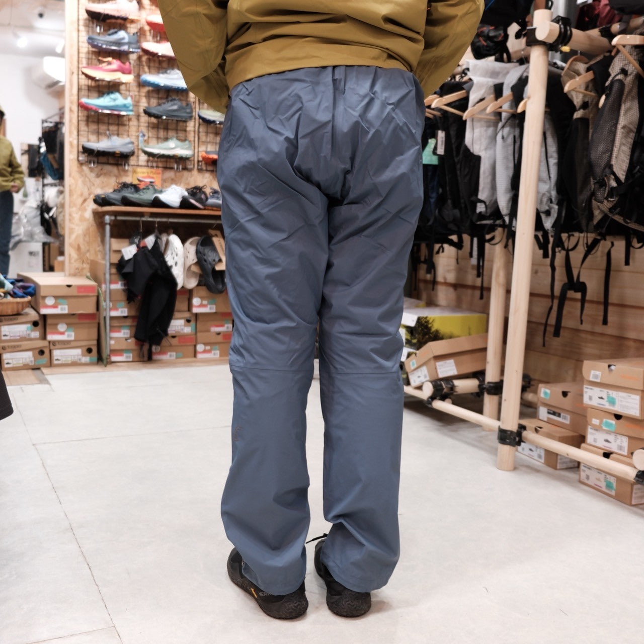 Feather Rain Pant(高耐摩耗性・軽量・Unisex)【Teton Bros.】