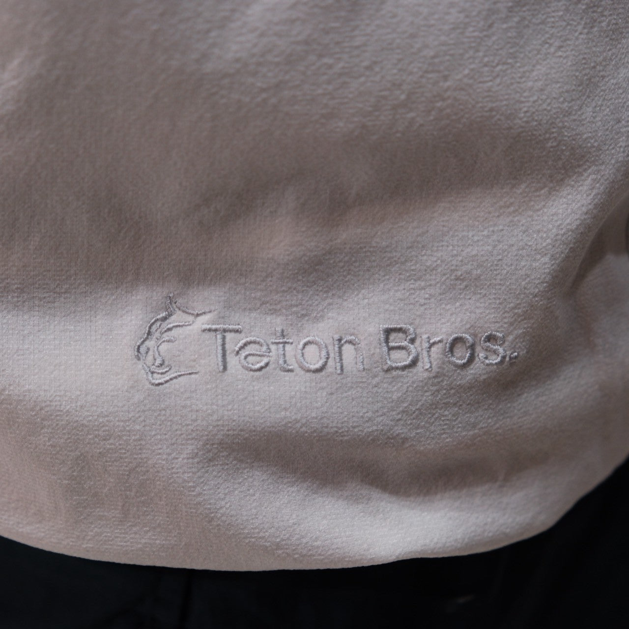 Chill Halfzip Shirt(山から街へシームレスに使用できるクルーネックシャツ)【Teton Bros.】