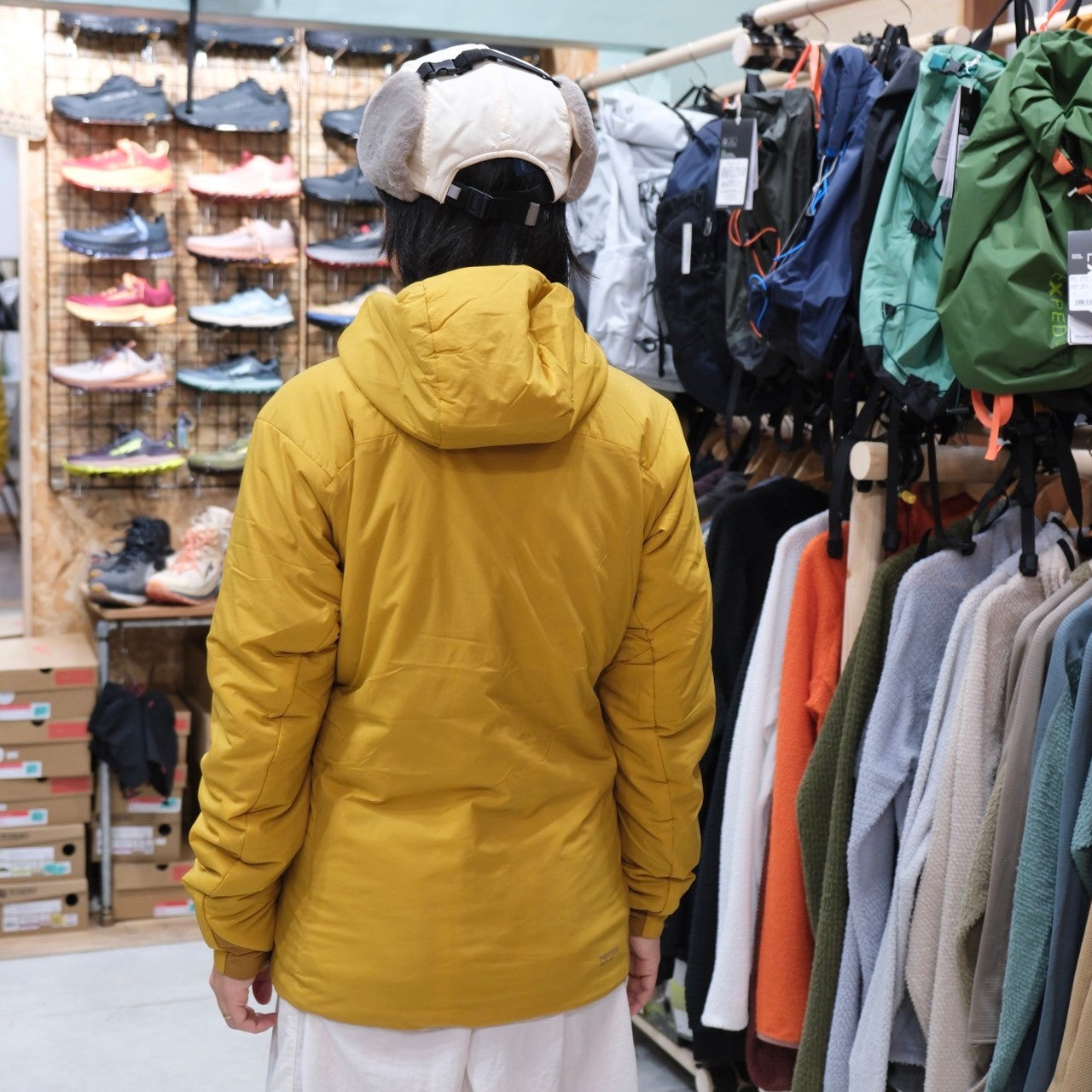 Xenair Alpine Light Jacket Women's(軽量/化繊中綿/断熱)【Rab】