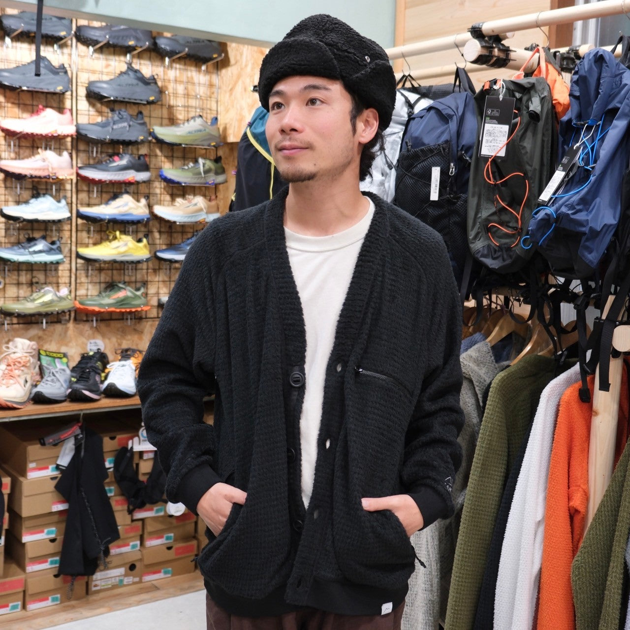Alpha Cardigan(アルファの前開きVネックカーディガン)【CAYL】