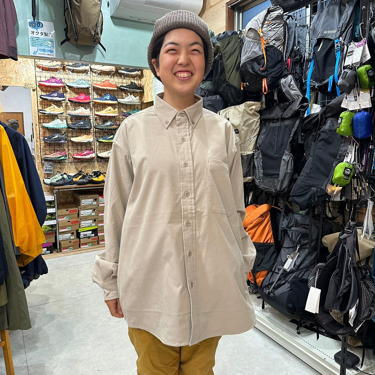 HIKE&BIKE CAVE CORDUROY BIG SHIRT【PAPEASKY】