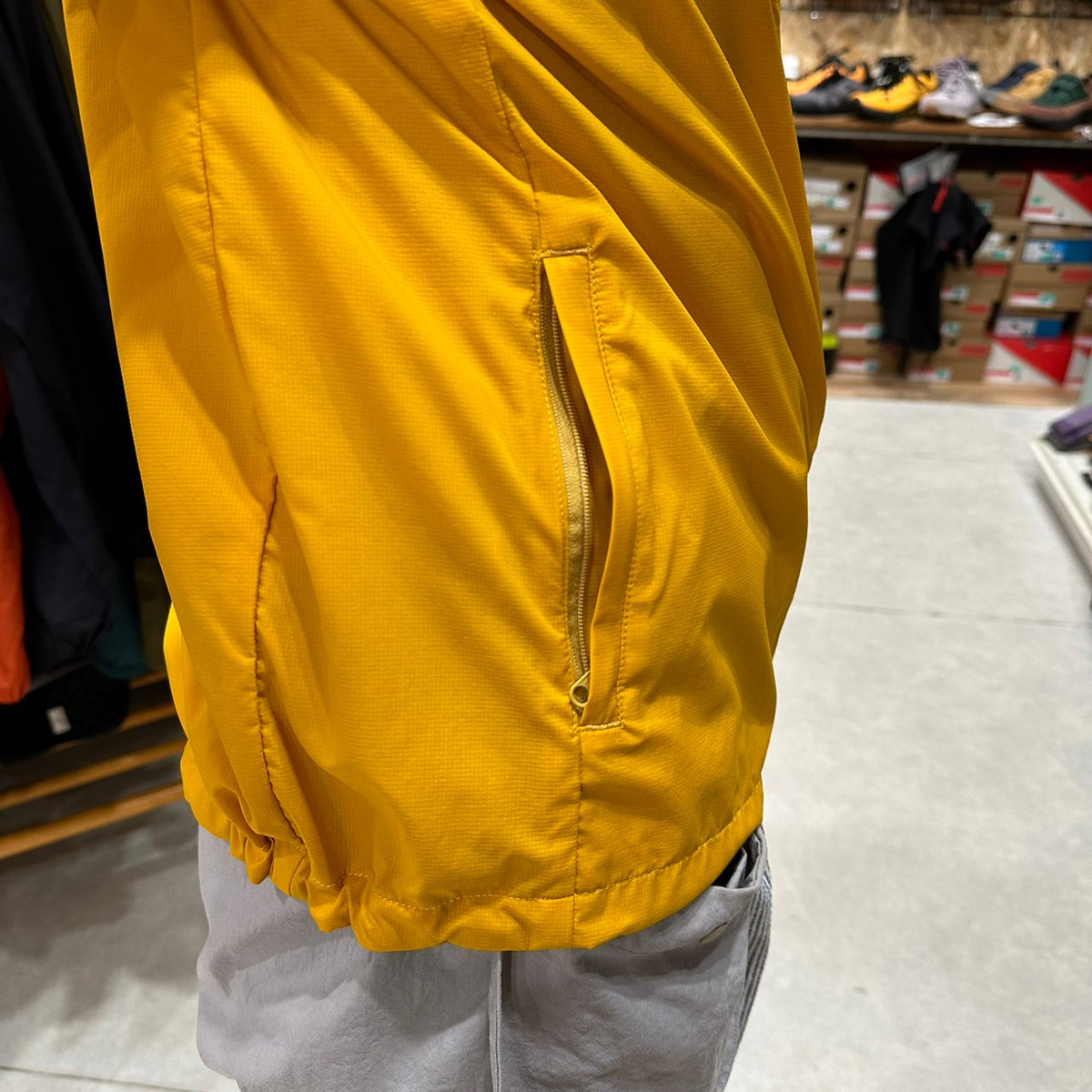 Sato Wind Blouson(通気するブルゾン型ウインドシェル)【TANNUKI】Pumpkinは当店別注色です
