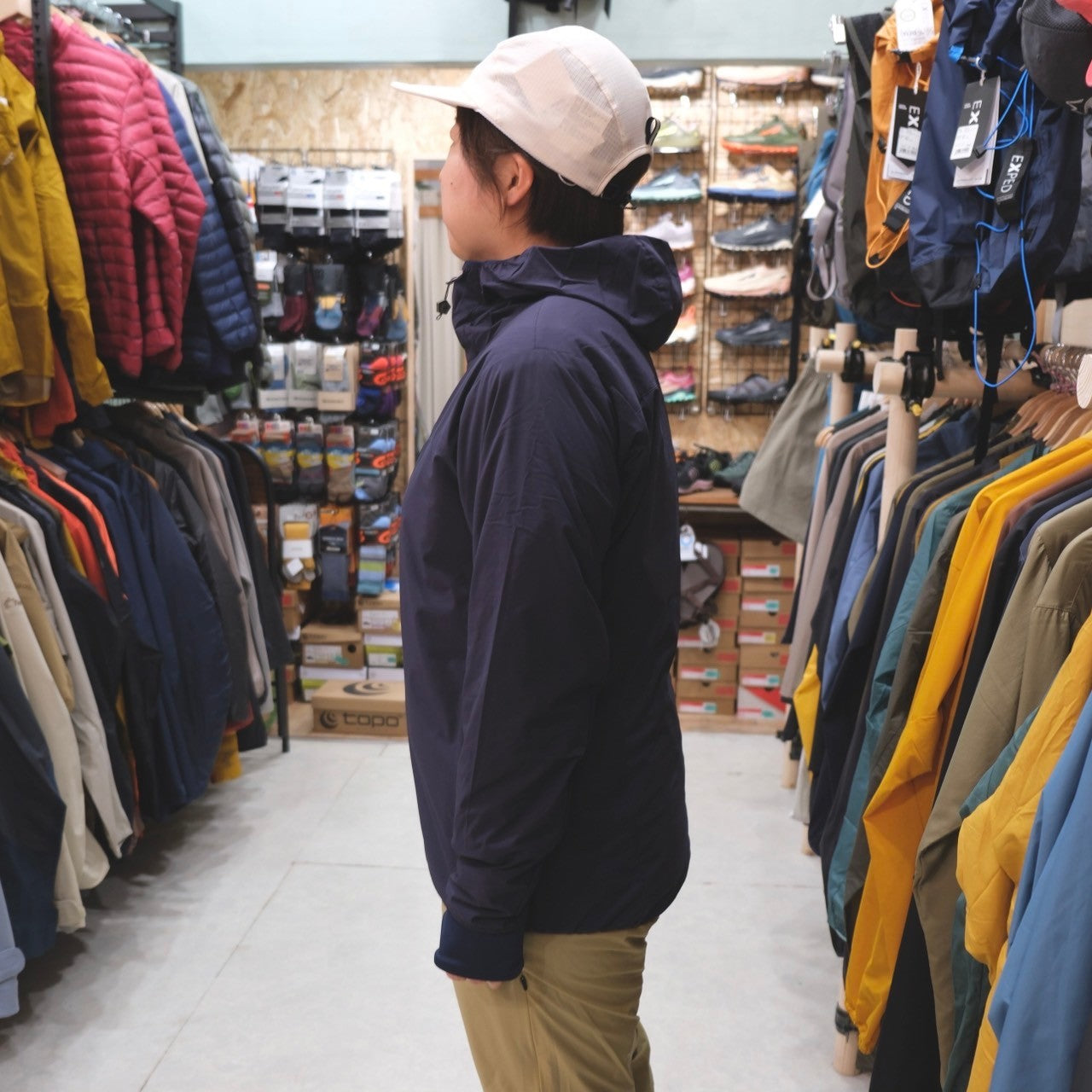 Slick Hoody(UNISEX/オクタの防風シェル/前開きタイプ)【Teton Bros.】