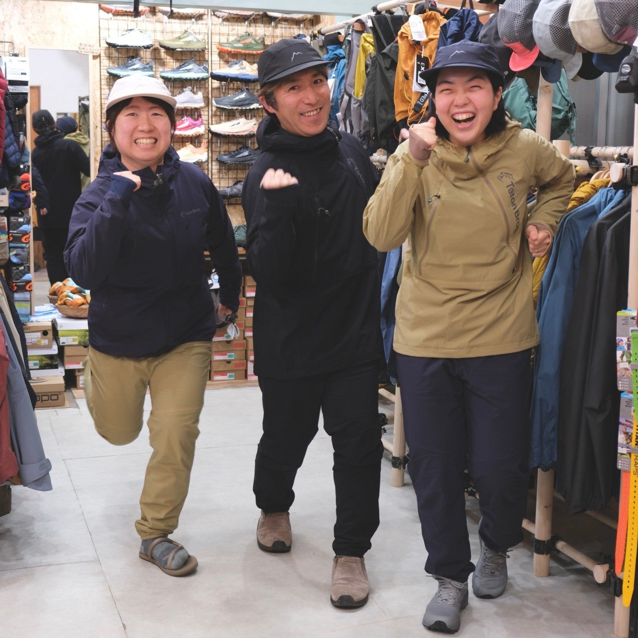 Slick Hoody(UNISEX/オクタの防風シェル/前開きタイプ)【Teton Bros.】