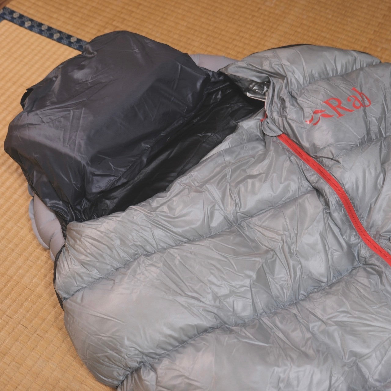 Mythic Ultra 120 Modular(330gの寝袋/3シーズン用)【Rab】
