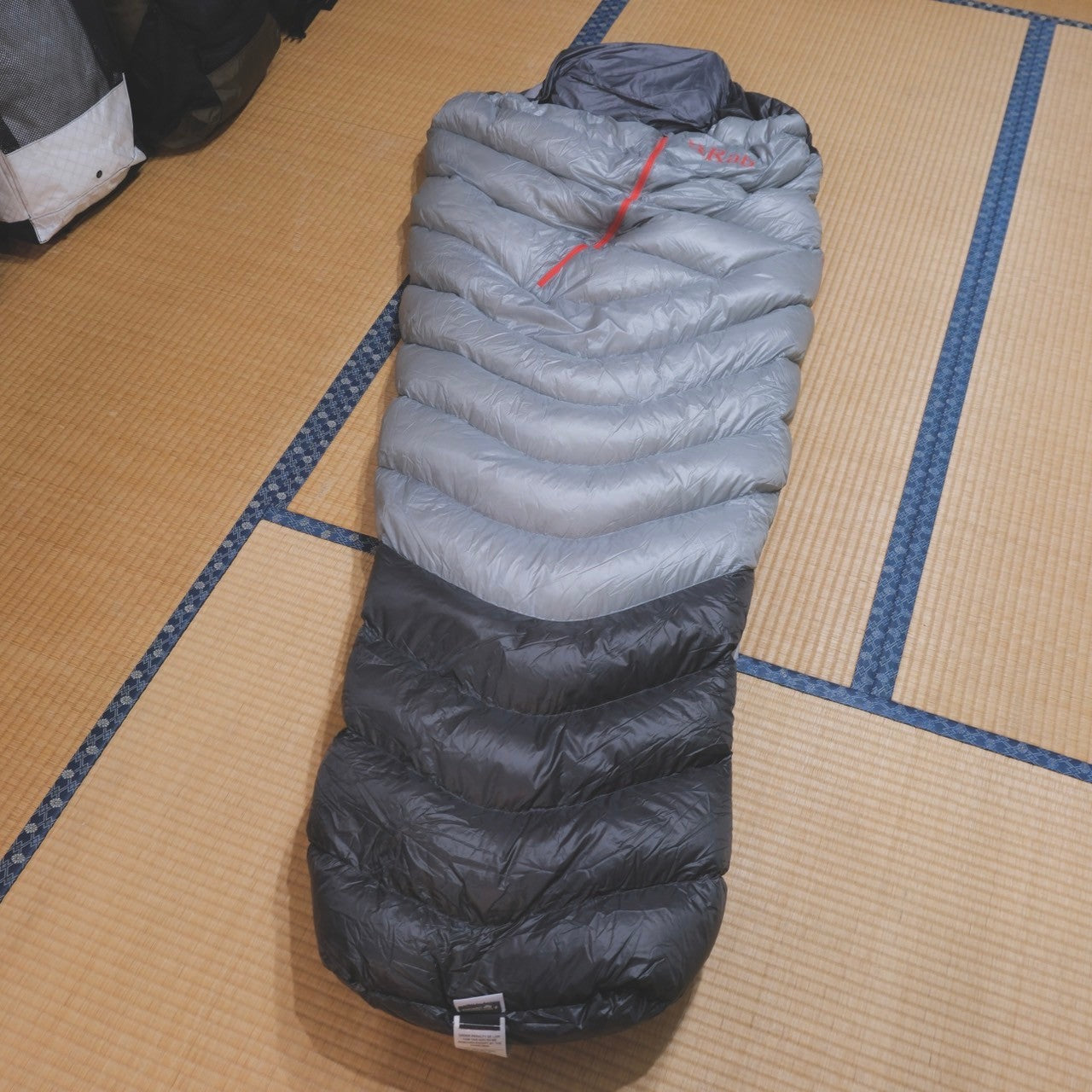 Mythic Ultra 120 Modular(330gの寝袋/3シーズン用)【Rab】