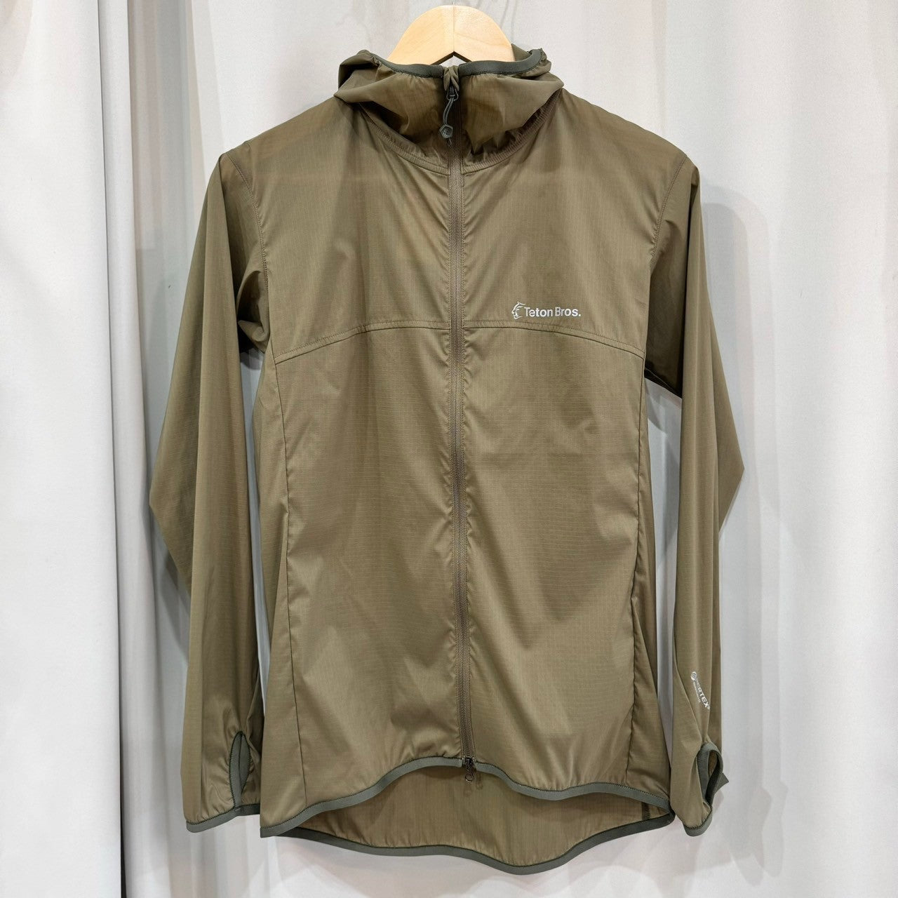★WS Wind River Hoody(蒸れにくいウインドシェル/ストレッチ/撥水/軽量)【Teton Bros.】★お買い得品です!