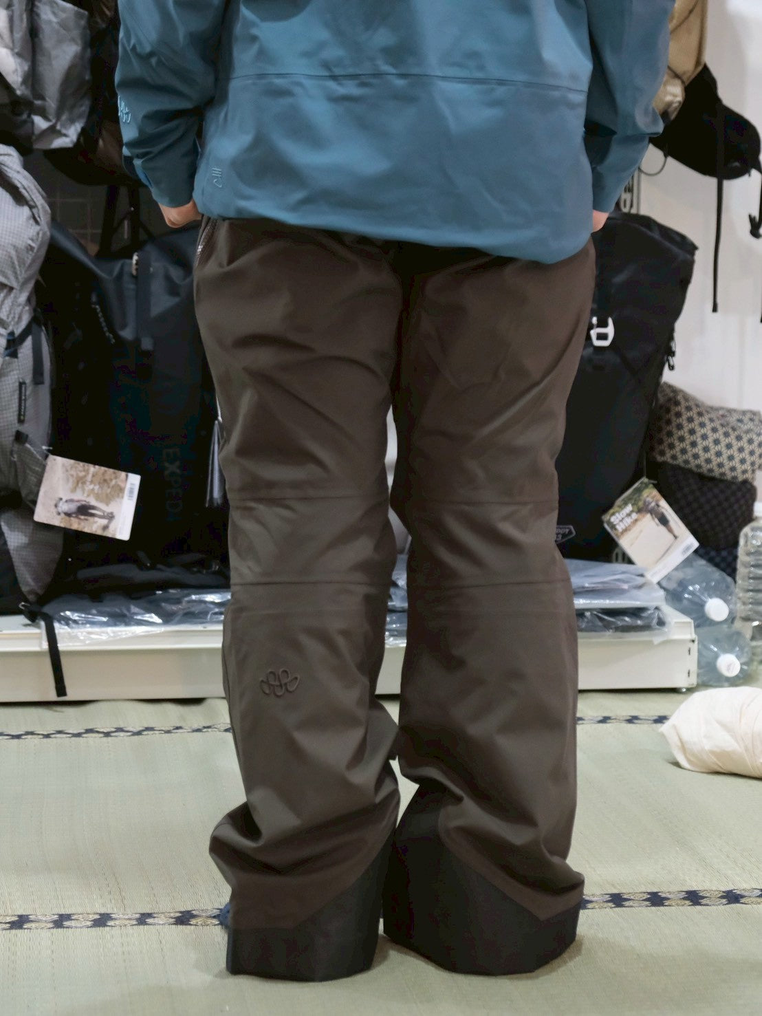 TB Pant W's(ハードシェルパンツ/取り外し可能なビブタイプ)【Teton Bros.】