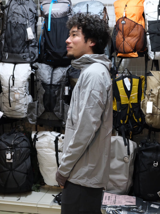 Run with OCTA 2025(オクタ/防風シェル)【Teton Bros.】 ※旧モデルの為、25%OFF