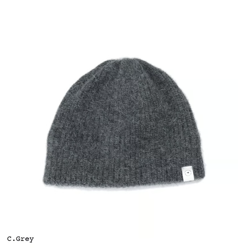 Pom Sole Watch(アンゴラうさぎの毛使用のニット帽)【halo commodity】