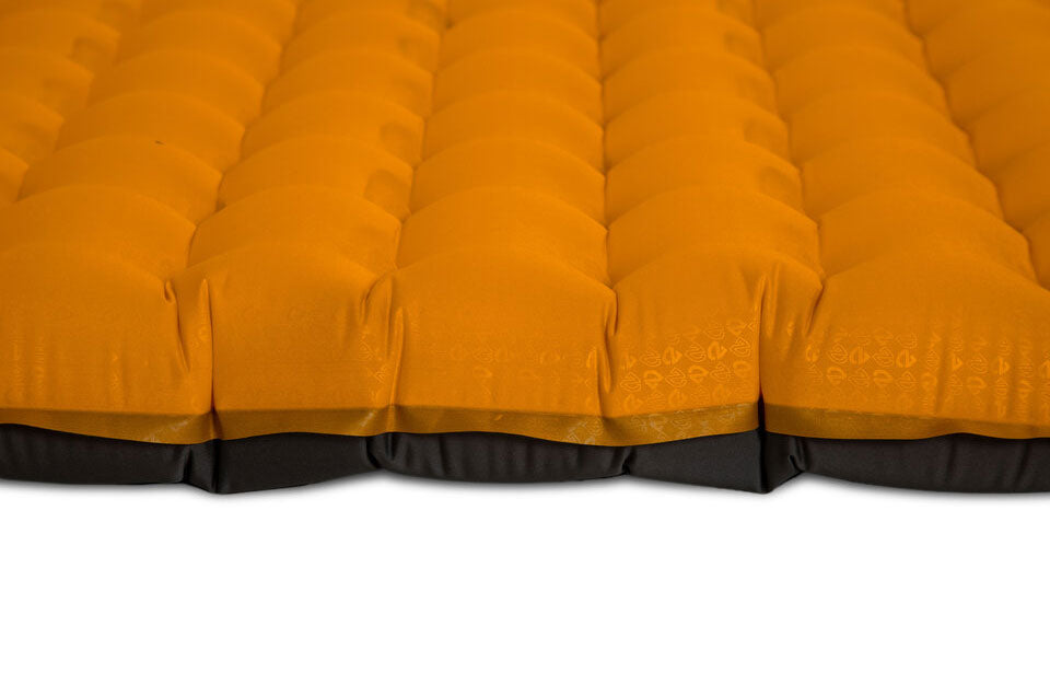TENSOR™INSULATED REGULAR WIDE RECTANGULAR(R値4.2/無雪期登山用)【NEMO】
