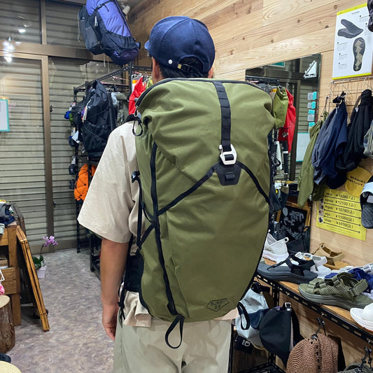 BUDDY 33(山小屋泊・軽量テント泊にも使える)【PAAGO WORKS】