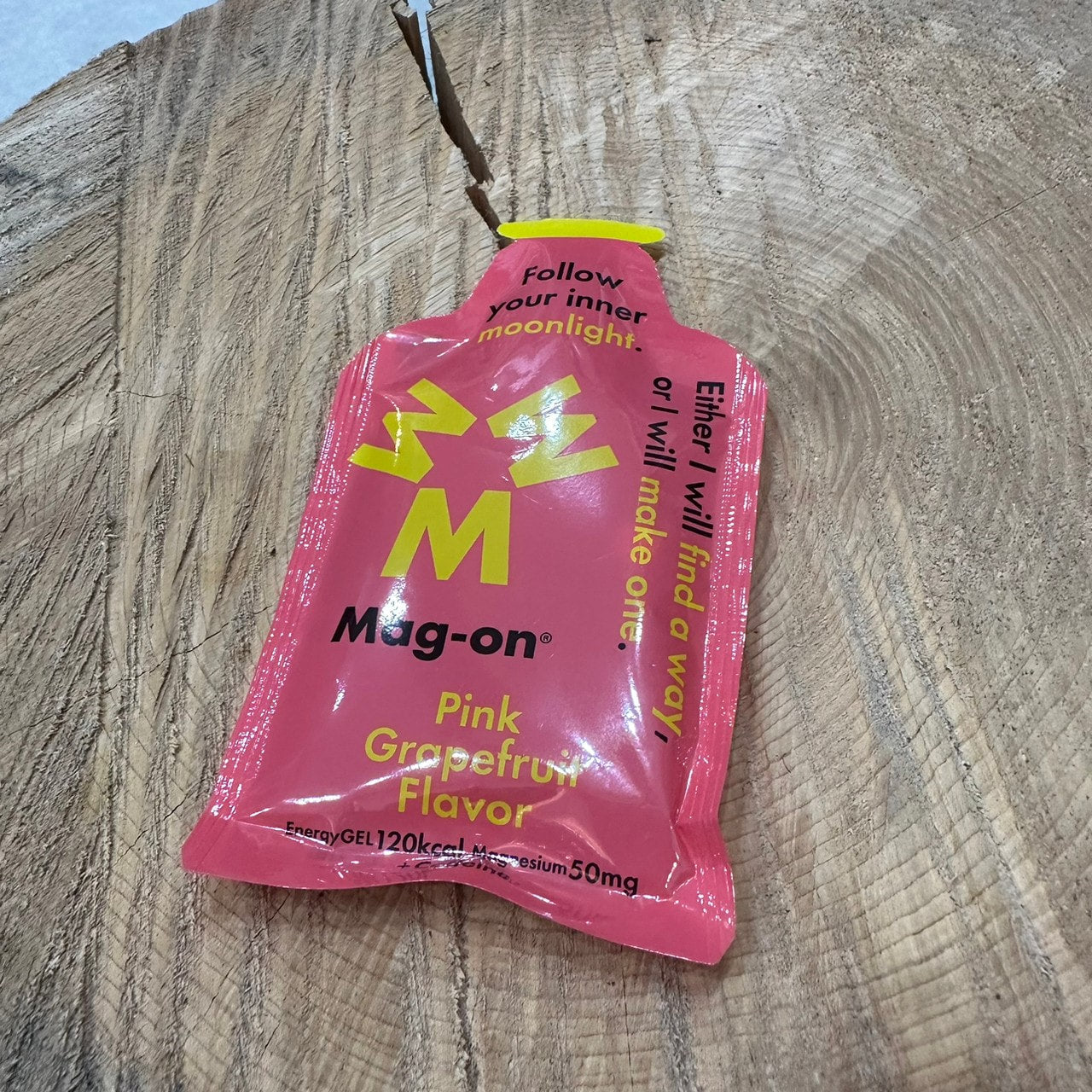 Mag-onエナジージェル(ミネラルとエネルギーを一気に摂取できる行動食)【Mag-on】