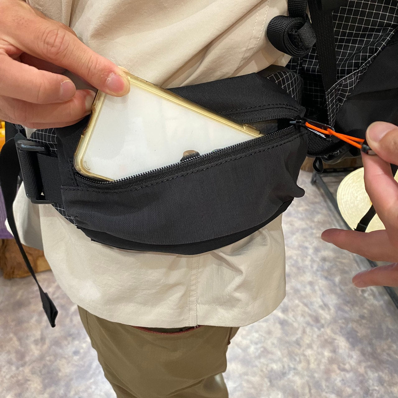 Lightning 45(耐荷重24kgの超軽量バックパック/背面長も微調整可能)【EXPED】