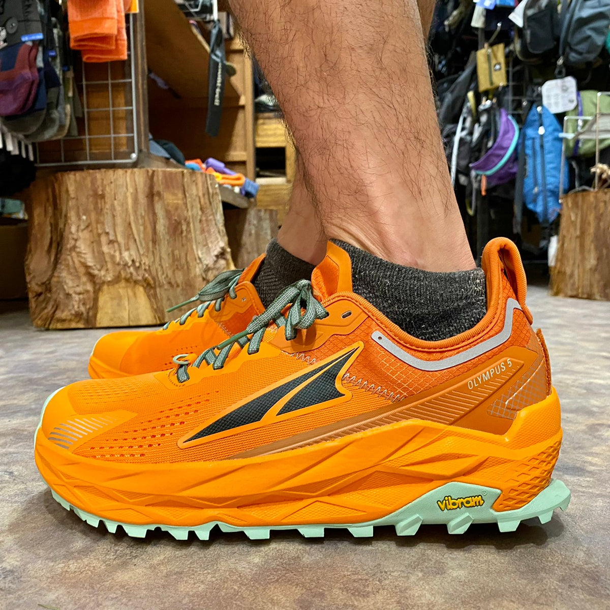★OLYMPUS 5 M'S(安定感とクッション性抜群)【ALTRA】★旧モデルの為30%OFF