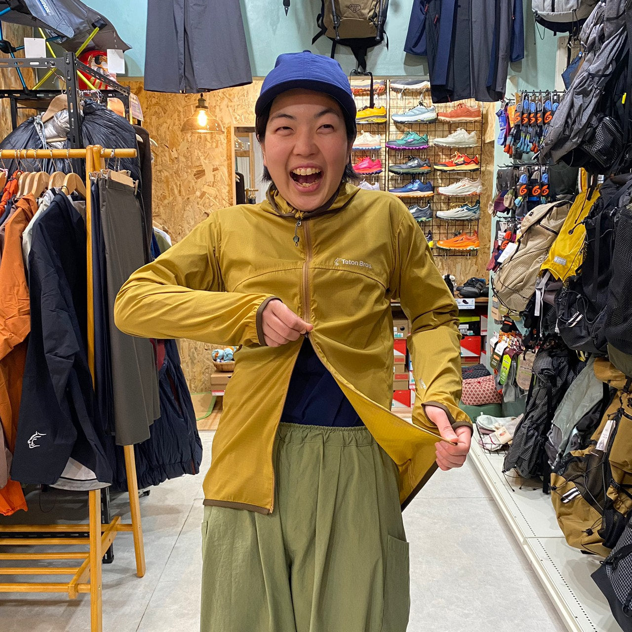 WS Wind River Hoody(蒸れにくいウインドシェル/ストレッチ/撥水/軽量)【Teton Bros.】