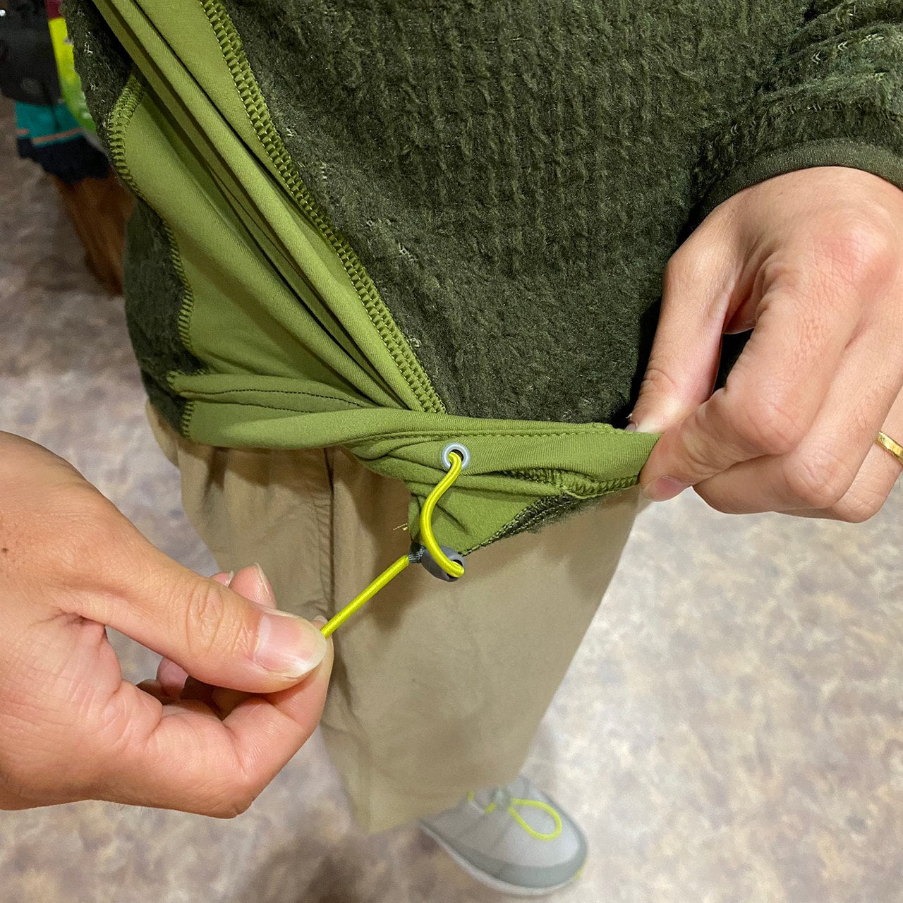 Alpha Flash Jacket (超軽量であたたかいフリース/ストレッチ)【Rab】