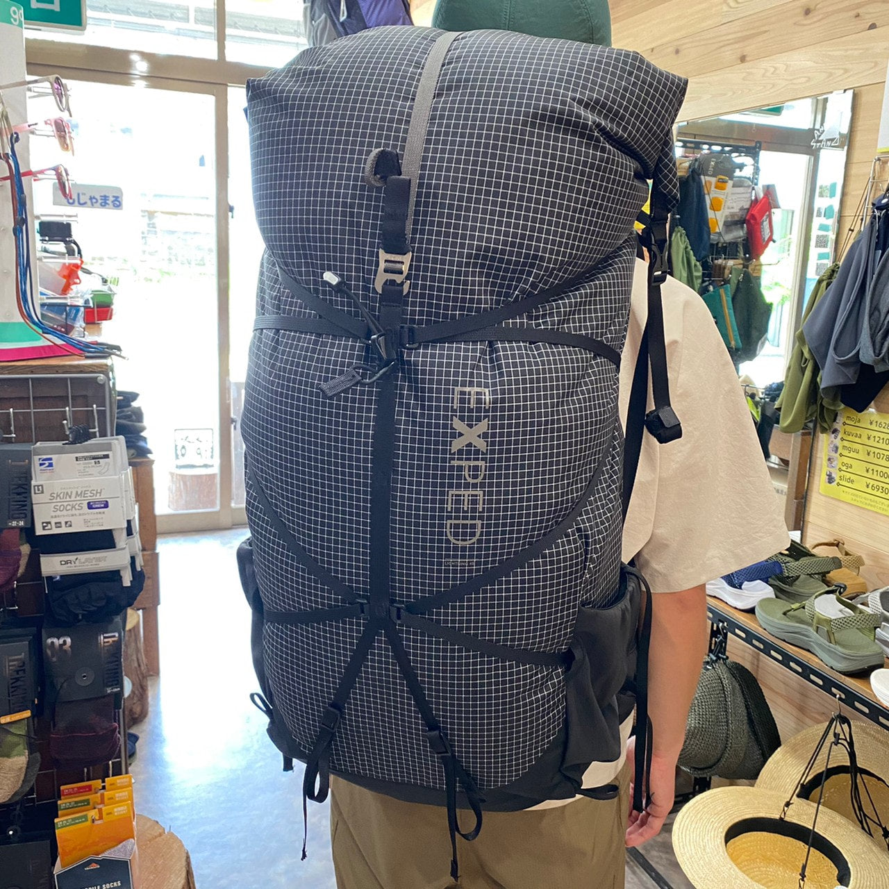 Lightning 45(耐荷重24kgの超軽量バックパック/背面長も微調整可能)【EXPED】