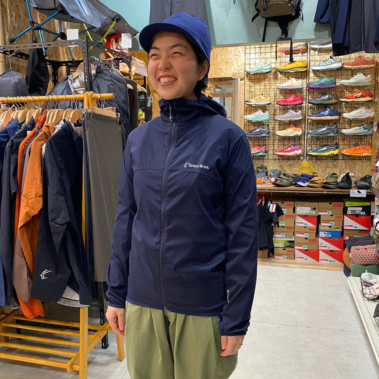 WS Wind River Hoody(蒸れにくいウインドシェル/ストレッチ/撥水/軽量)【Teton Bros.】