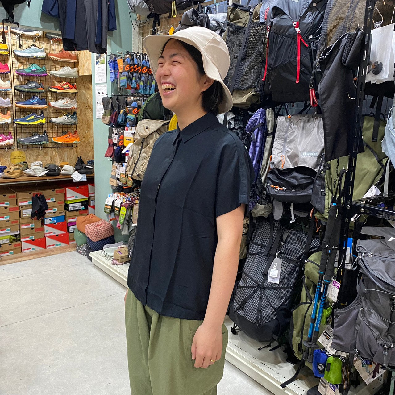 Ws Tree Top(ゆったりシルエットでシルクのような肌触り)【HOUDINI】